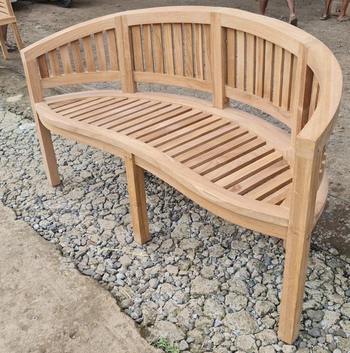 banna bench garden bench